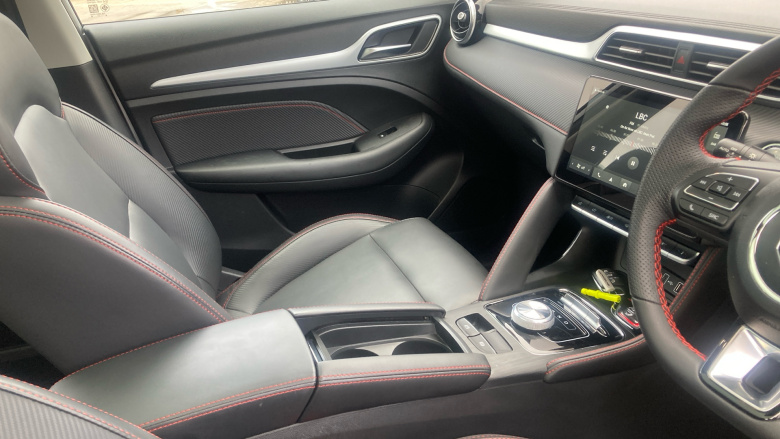 MG ZS 130kW Trophy EV 51kWh 5dr Auto Electric Hatchback